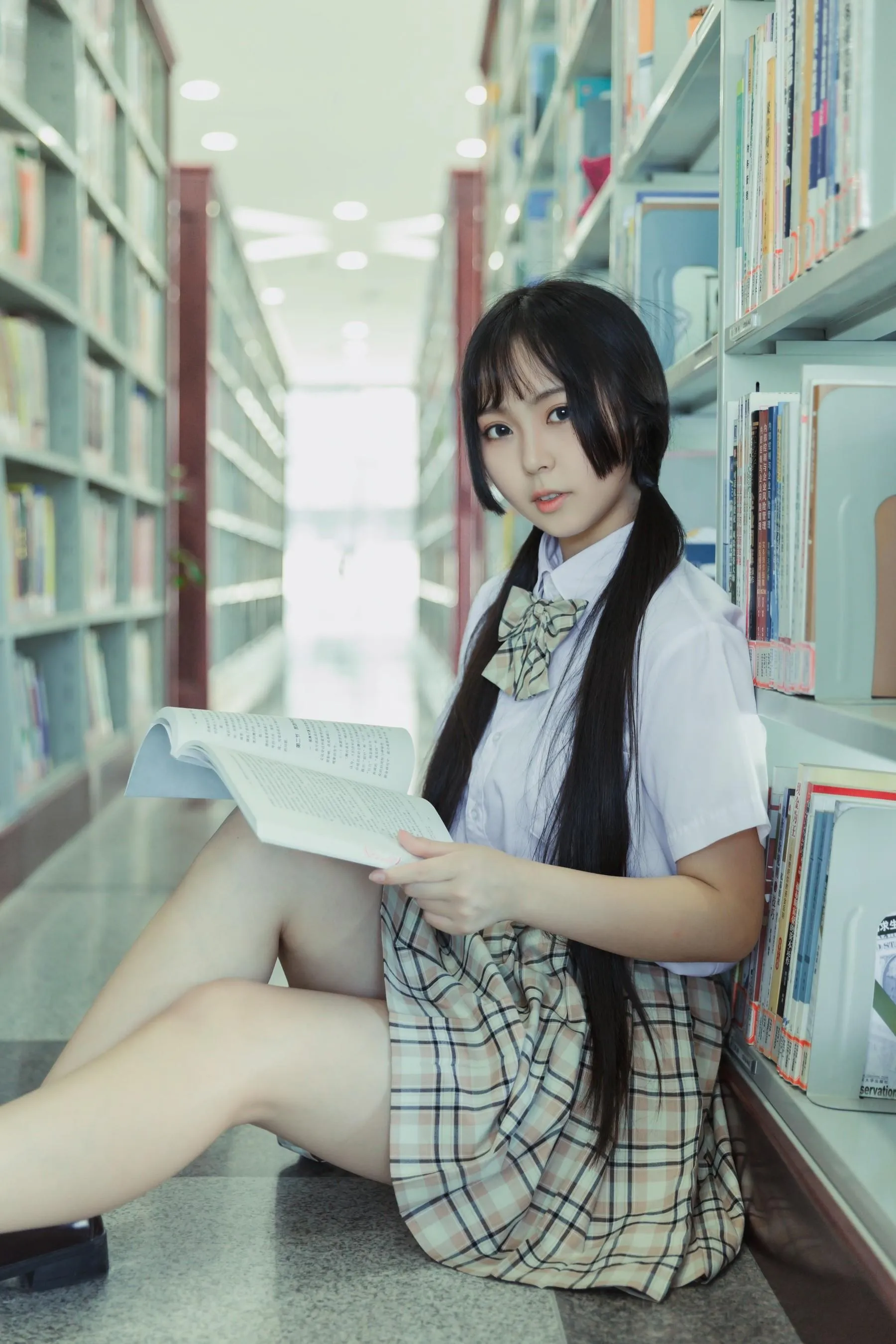 [YITUYU艺图语]2022.08.11 毕业季 阡墨红尘 [31P]插图8
